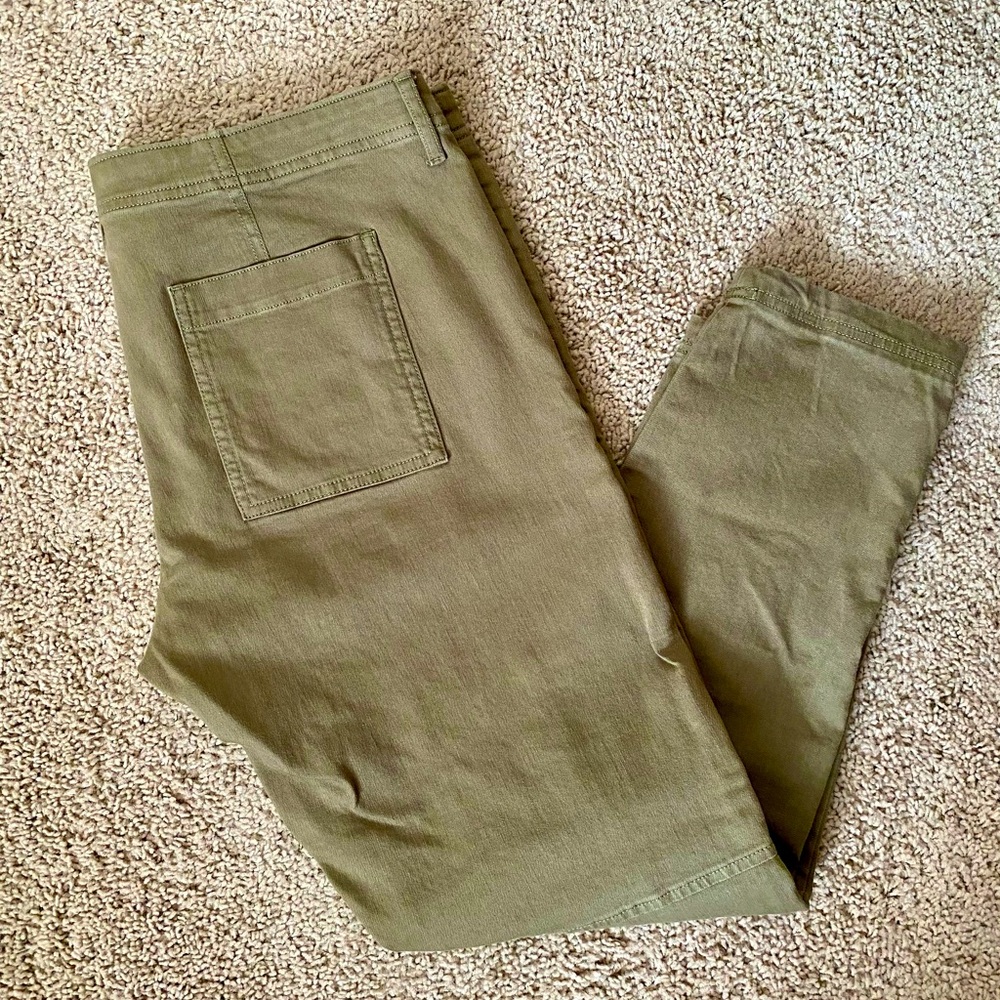 Banana Republic Olive Green Skinny Ankle Cargo Pant
